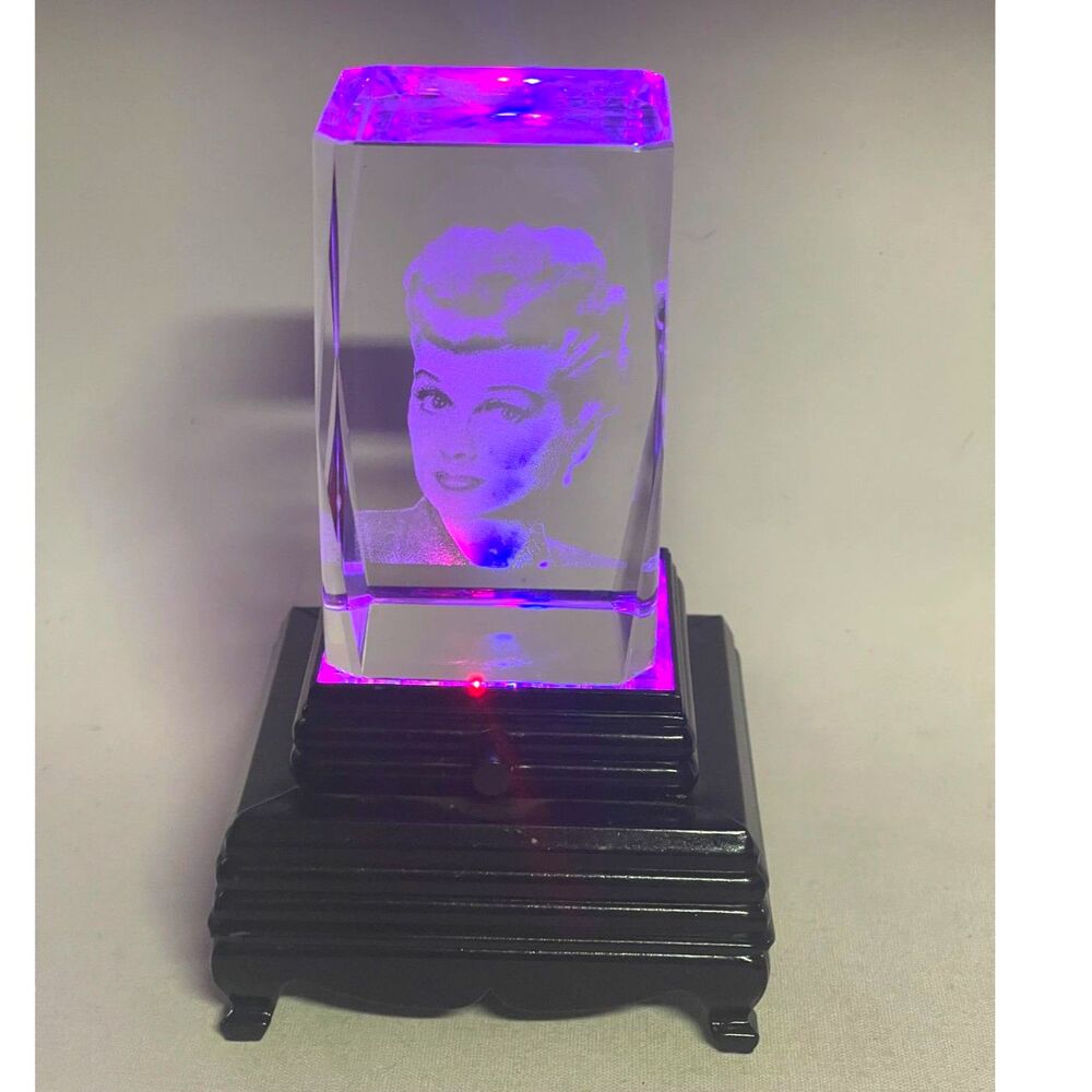 Lucille Ball Glass Cube Paperweight I LOVE LUCY Crystal 3D Laser Light Up Base